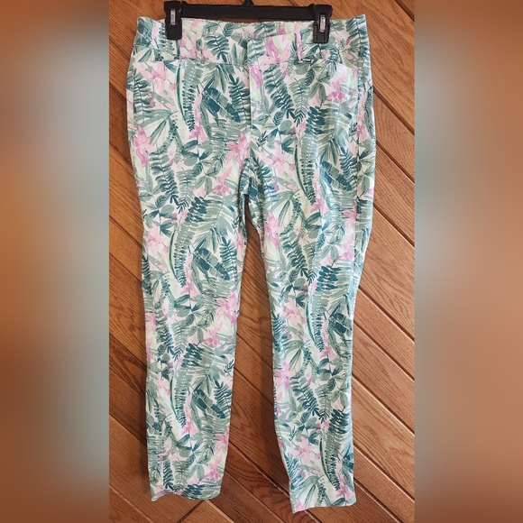 Old Navy Tropical Leaf Print Ankle Length Pixie Pants Size 8 Regular - Picture 3 of 12